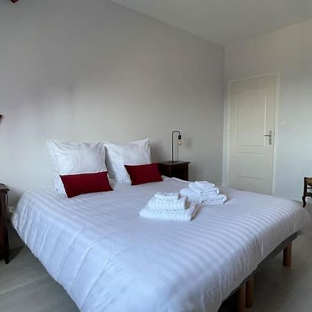 Gite Omaha 3 Etoiles - La Ferme Delaunay Saint-Come-du-Mont Exteriör bild
